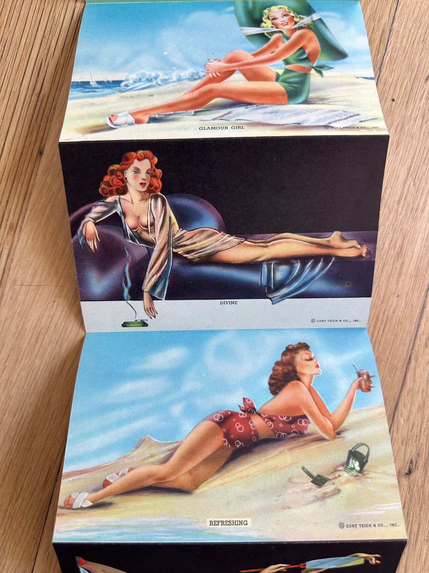 1940s Fold Out  Pin Up Postcard  Set