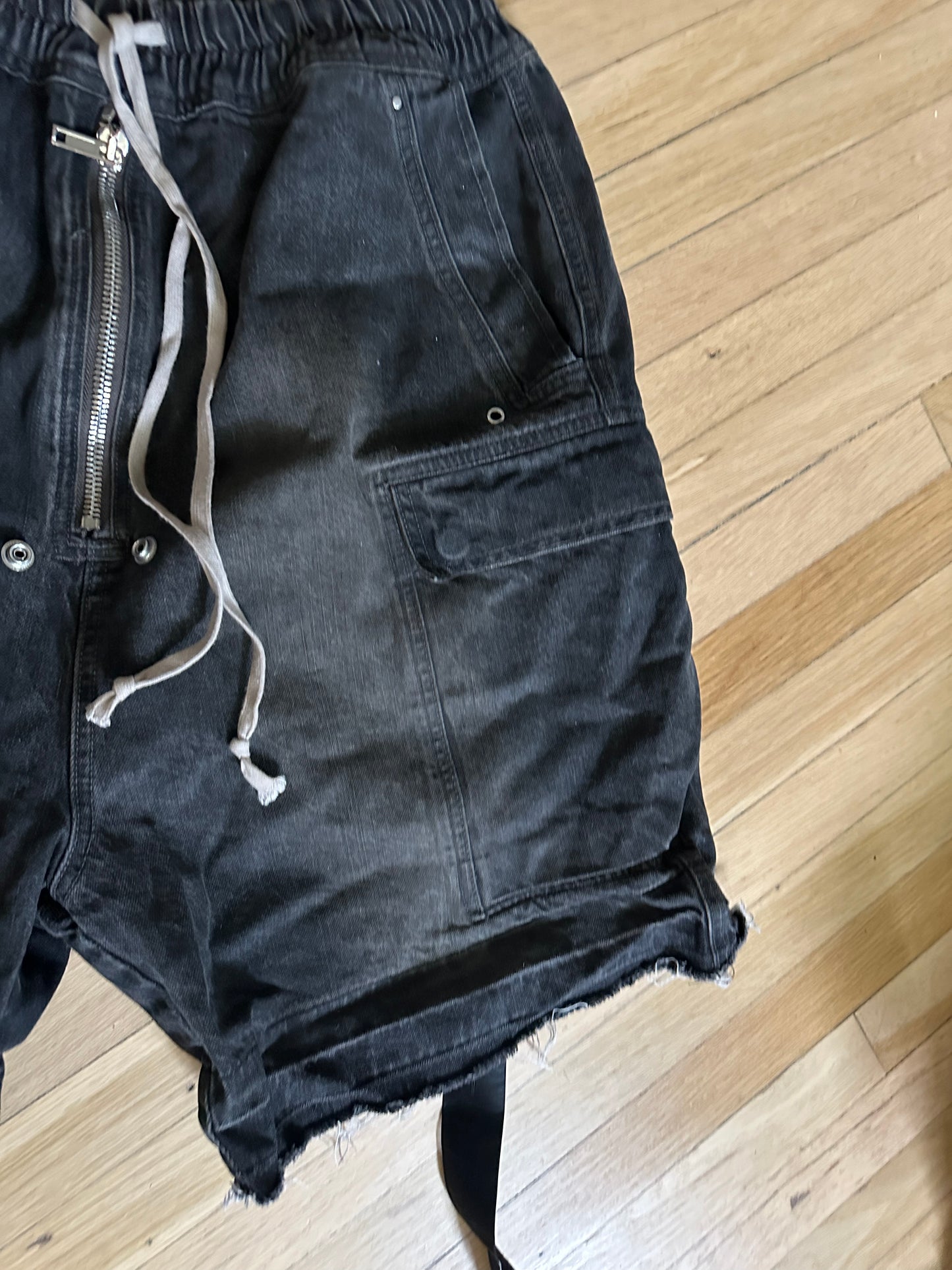 SOLD !!!! Rick Owens DRKSHDW Drawstring Zipped Shorts