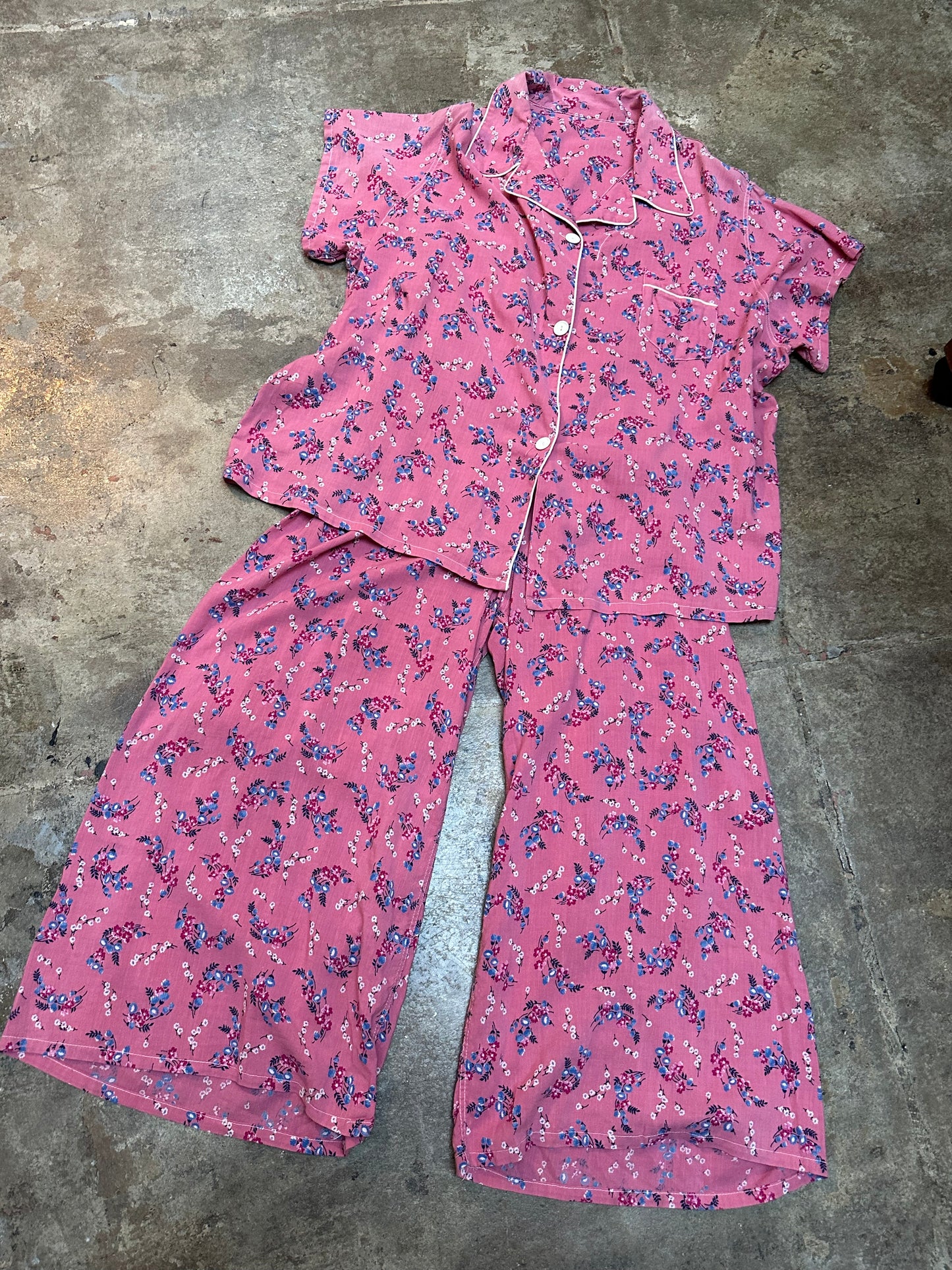 1930s Pink Floral Pajamas