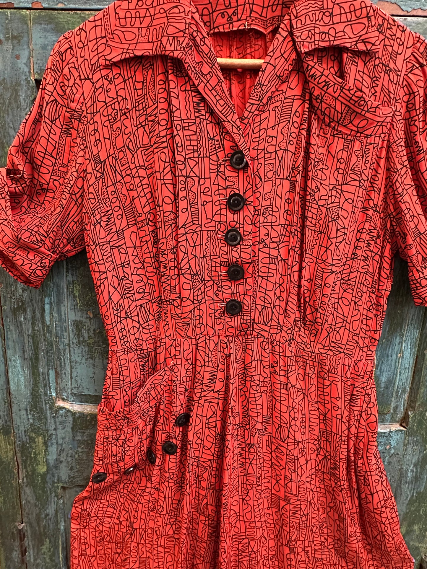 1940s Red & Black Rayon Graphic Print Dress