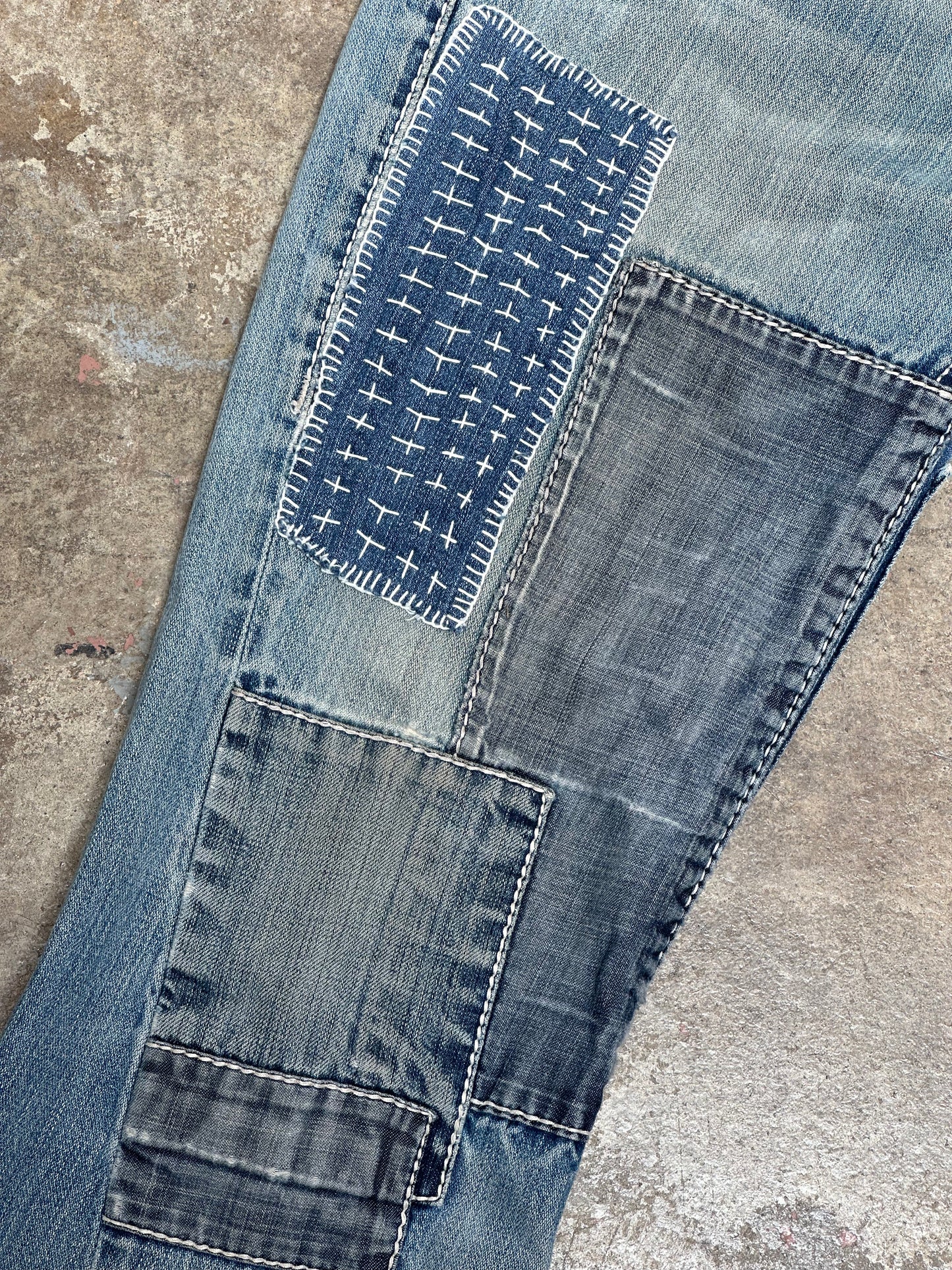 SOLD !!! Artist Re - Made Y2K TRUE RELIGION Low Rise Jeans